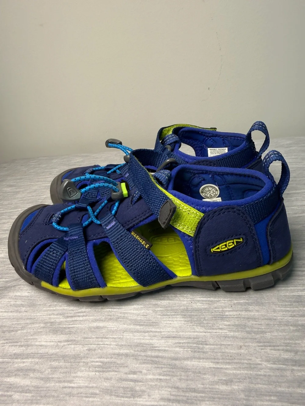 Keen Newport H2 Navy Blue Lime Green Kids Sandals Sz 1